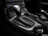  Gear shifter/center console photo